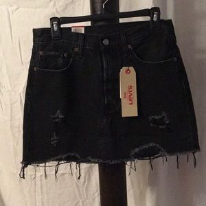Levi’s destructed black jean skirt size 28 (6)
